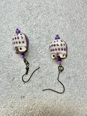 Adorables pendientes colgantes de búho de porcelana púrpura y blanco 3D  Foto 1 de 4