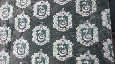 Harry Potter - Manta/tiro polar Slytherin Crest (50x60 pulgadas) Foto 1 de 4
