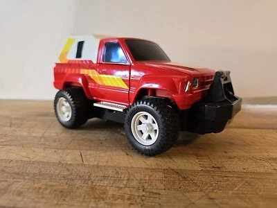 Vintage Bandai Robo Machine Robot Winch Transforming Toyota Truck 1984.  - Image 1 of 4