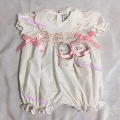 Raro Mameluco Vintage Nuevo Bebé Niña Bordado Flores, Burbuja Calada con Zapatos Foto 1 de 4