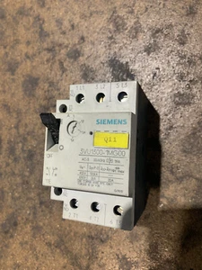 Interruptor de circuito Siemens 3VU1300-1MG00 - Imagen 1 de 2