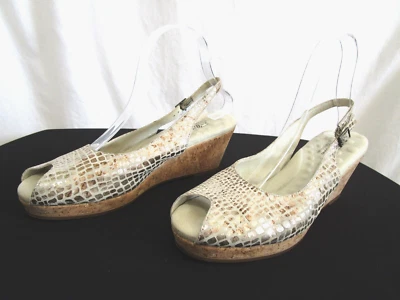 Tacones de cuña Elites Walking Cradle marfil, dorado con estampado de animales 10 N Foto 1 de 4