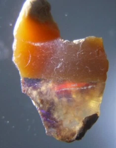 0.75 CT FIRE OPAL (OP8/6) WITH GOOD PLAY-OF-COLOR - Picture 1 of 6