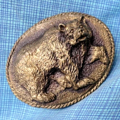 Bear Dress Belt Buckle Sculptural Artist Signed Rich Myer Nature Art Vtg .CVB894 - Image 1 of 4