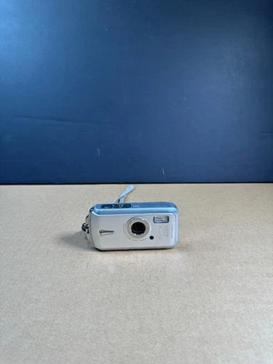 Cámara digital PENTAX Optio W10 6,0 MP - plateada probada funciona ¡¡Envío rápido!!! Foto 1 de 4