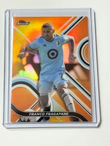 2022 Topps Finest MLS rifrattore arancione #52 Franco Fragapane 22/25 - Foto 1 di 2