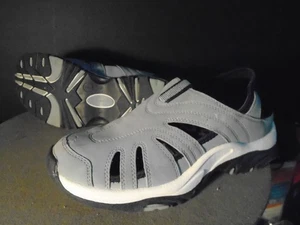 Zapatos Mujer Talla 7 Espalda Abierta y Lados Ventilados - Nuevos - Imagen 1 de 5