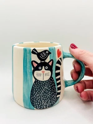 Mug en céramique fait main Chat original et rayures peints à la main - Photo 1/3