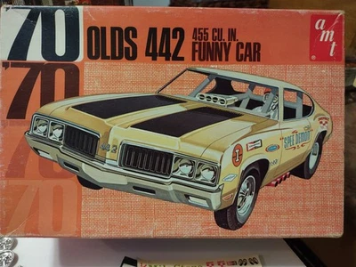 1/25 Scale Vintage amt 70 Olds 442 Customizing Kit #Y736-200  Build 1 of 4 Ways - Image 1 of 4