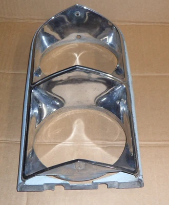 1967 67 凯迪拉克 Deville Fleetwood 加莱车头灯前照灯边框和挡泥板装饰 — 第 1/4 张图片