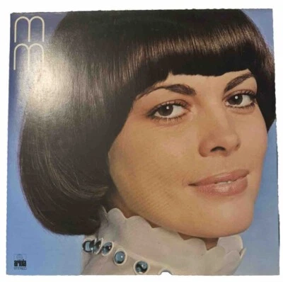 Mireille Mathieu - M M GER LP 1973 FOC . - Image 1 of 3