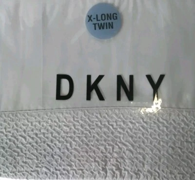 🔥🛏️ NEW DKNY Twin XL Sheet Set "Geo Microsculpt" Light Gray - Soft & Comfort   - Image 1 of 4