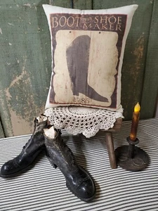 FOLK VINTAGE PRIMITIVE COLONIAL FARMHOUSE 1785 BOOT SHOEMAKER ADVERTISE PILLOW - Picture 1 of 7