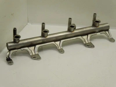 Carril de combustible gasolina Audi A3 8P A4 B8 1.8T 06J133317G Foto 1 de 4