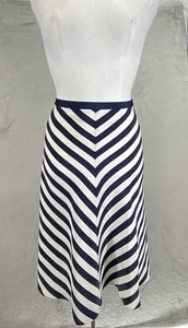 Falda Lauren by Ralph Lauren 100% Seda Chevron Azul Marino y Blanco Diagonal - Imagen 1 de 13