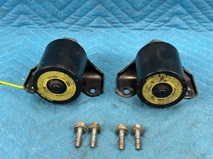 Lexus LX570 Front Suspension Accumulator RH & LH Pair 2pc Set 2008-2021 OEM - Picture 1 of 10