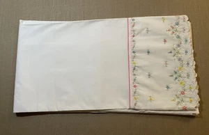 Vintage CANNON Royal Family Twin FLAT SHEET White Embroidered Floral Comfortcale - Picture 1 of 6