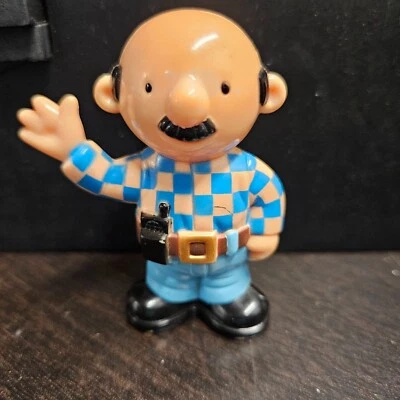 Bob the Builder FARMER PICKLES 3" Figure Farmhouse Playset Barn 2001 - Image 1 of 4