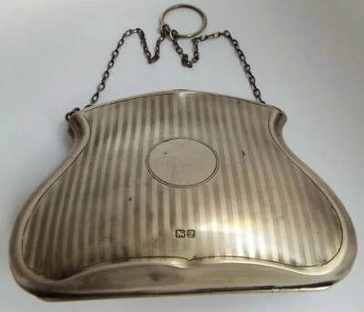 ANTIQUE STERLING SILVER ART NOUVEAU LADIES HANDBAG PURSE CHESTER ENGLAND 1916  - Image 1 of 4
