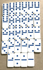 Guinness World Records 2010 Game Replacement Part - Dominoes EUC - Picture 1 of 1