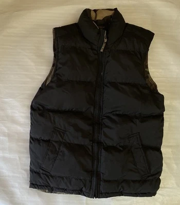 Gap Kids Reversable Black Camouflage Puffer Vest Youth Kids Size XXL 14-16 - Image 1 of 4