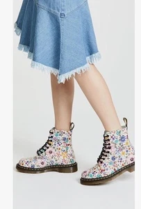 DR MARTENS Boots Womens 5 PASCAL Wanderlust Bone White Floral Leather Rare New - Picture 1 of 9