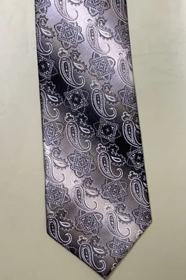 "Corbata Pierre Cardin 100 % seda tono gris a rayas cachemira 3,5"" de ancho" Foto 1 de 3