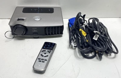 Dell 3400MP DLP Projector - Image 1 of 4