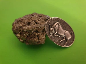 STERLING SILVER 925 GREEK ARCHAIC THEME MINOAN BULL BROOCH. - Picture 1 of 5