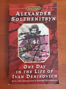 One Day in the Life of Ivan Denisovich by Alexander Solzhenitsyn - Paperback - Imagen 1 de 7