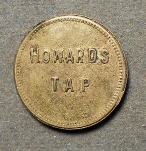 Amusement: (Minneapolis) Howards Tap Good For One Free Play. Brass, 20mm, Alp - Picture 1 of 2