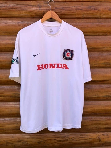 VINTAGE MADE IN USA MLS CHICAGO FIRE SOCCER JERSEY NIKE Cover