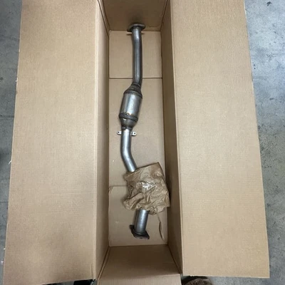 Tubo de escape Subaru Ascent 2019-2023 nuevo OEM 44621AA33A Foto 1 de 4