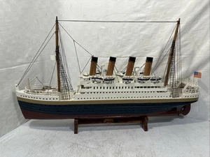 Titanic hochwertiges Holzmodell Kreuzfahrtschiff 25 1/2 Zoll fertig montiert - Bild 1 von 21