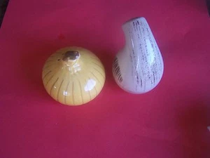 Vintage Pumpkin & Squash Salt & Pepper Shakers Great for Thanksgiving Dinner - Picture 1 of 5