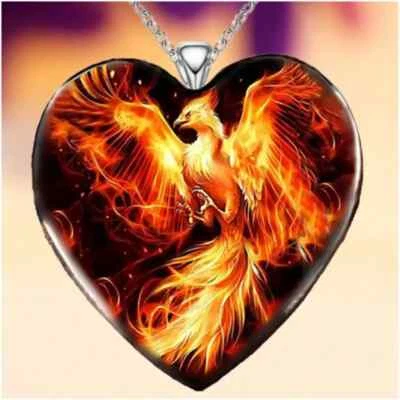 Collar Colgante de Aleación con Patrón Fénix en Forma de Corazón Estilo Hip-hop Punk Foto 1 de 4