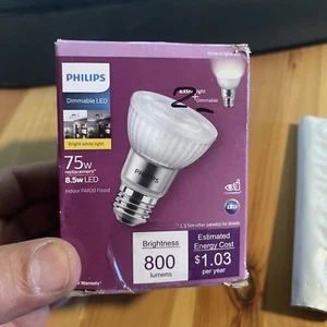 Philips 8.5W LED Bulb Par20 Bright White Light Indoor More Brightness - Picture 1 of 2