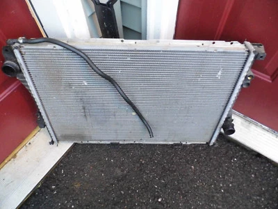 97 98 BMW 740IL E38 RADIATOR BEHR 376712233 OEM - Изображение 1 из 4