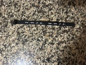 W.W.J.D. Schwarz/weiß verstellbares religiöses Armband Iverson - Bild 1 von 1