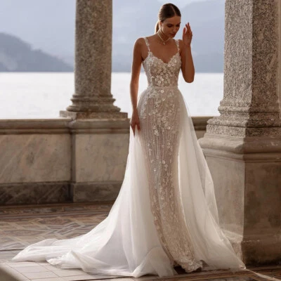 Vestidos de novia de sirena con lentejuelas apliques sin espalda tren desmontable Foto 1 de 4