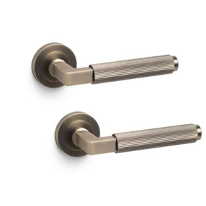 Antique Brass Reeded Lever on Rose Door Handle Pair Sprung Internal Quality - Picture 1 of 5