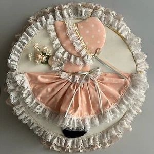 Vintage Fabric Wall Decor Girl Lace Peach Ivory Round Hanging 17” Ruffled - Picture 1 of 9