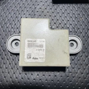 2011-2016 BMW F10 528i 535i 550i Antenna Amplifier Control Module 6935024-01 OEM - Picture 1 of 2