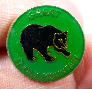 vintage Great Smoky Mountains National Park black bear souvenir metal enamel pin - Picture 1 of 3