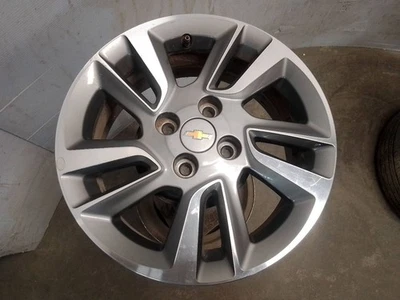 Llanta 15x6 de Chevrolet Spark EV 12033030 2016 Foto 1 de 4