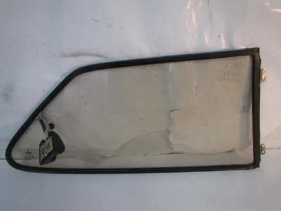 Left Rear Hatch Glass OEM 1983 1984 1985 1986 1987 1988 89 90 91 92 93 Saab 900  - Image 1 of 4