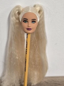 Barbie Extra Model #8 HEAD ONLY LIPS PAINTED Doll Long Blonde Pigtails Skipper - Picture 1 of 6