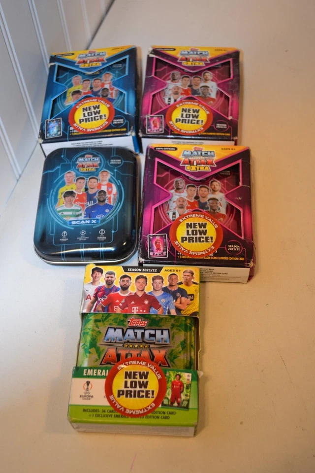 2021/22 Topps Match Attax Extra UEFA Soccer Mini Tin Amber