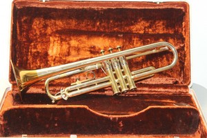 1965 Olds L-10 Special Trumpet with original case and mouthpiece - Serviced