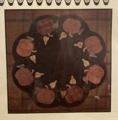 Primitive Gatherings Pumpkin Table Mat Quilt pattern only #PRI-164 - Image 1 of 3